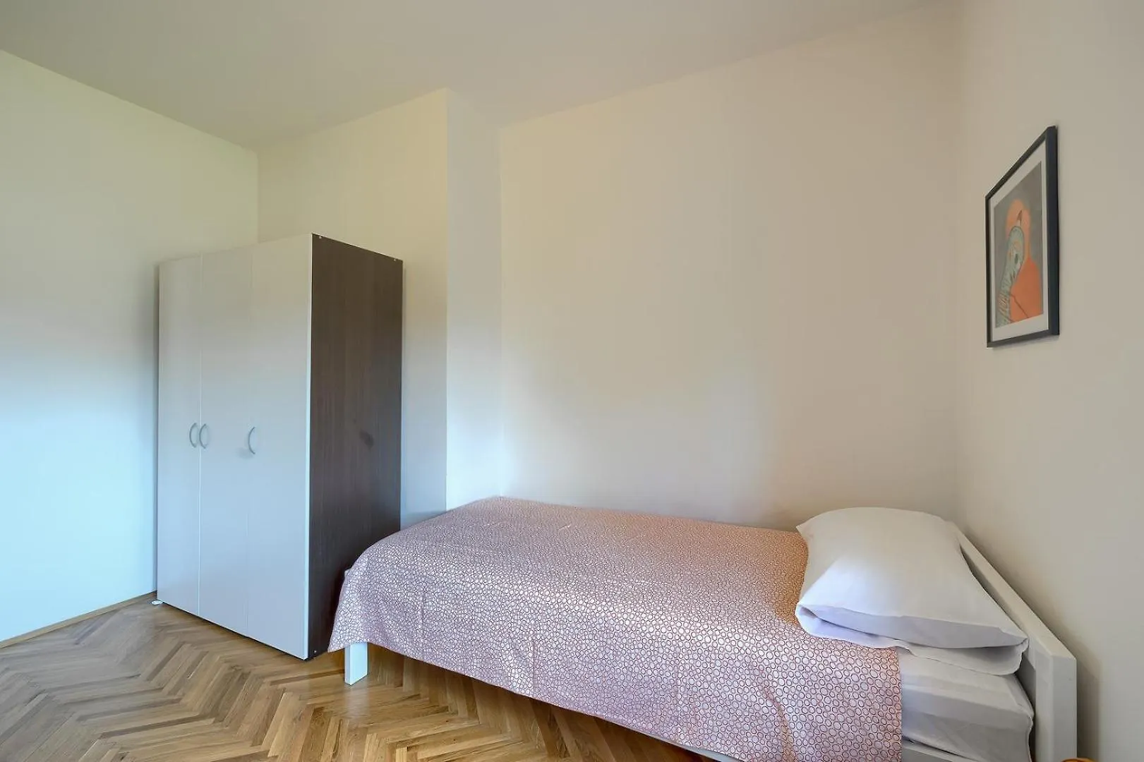 Apartment Viktor Póla 0*,  Horvátország