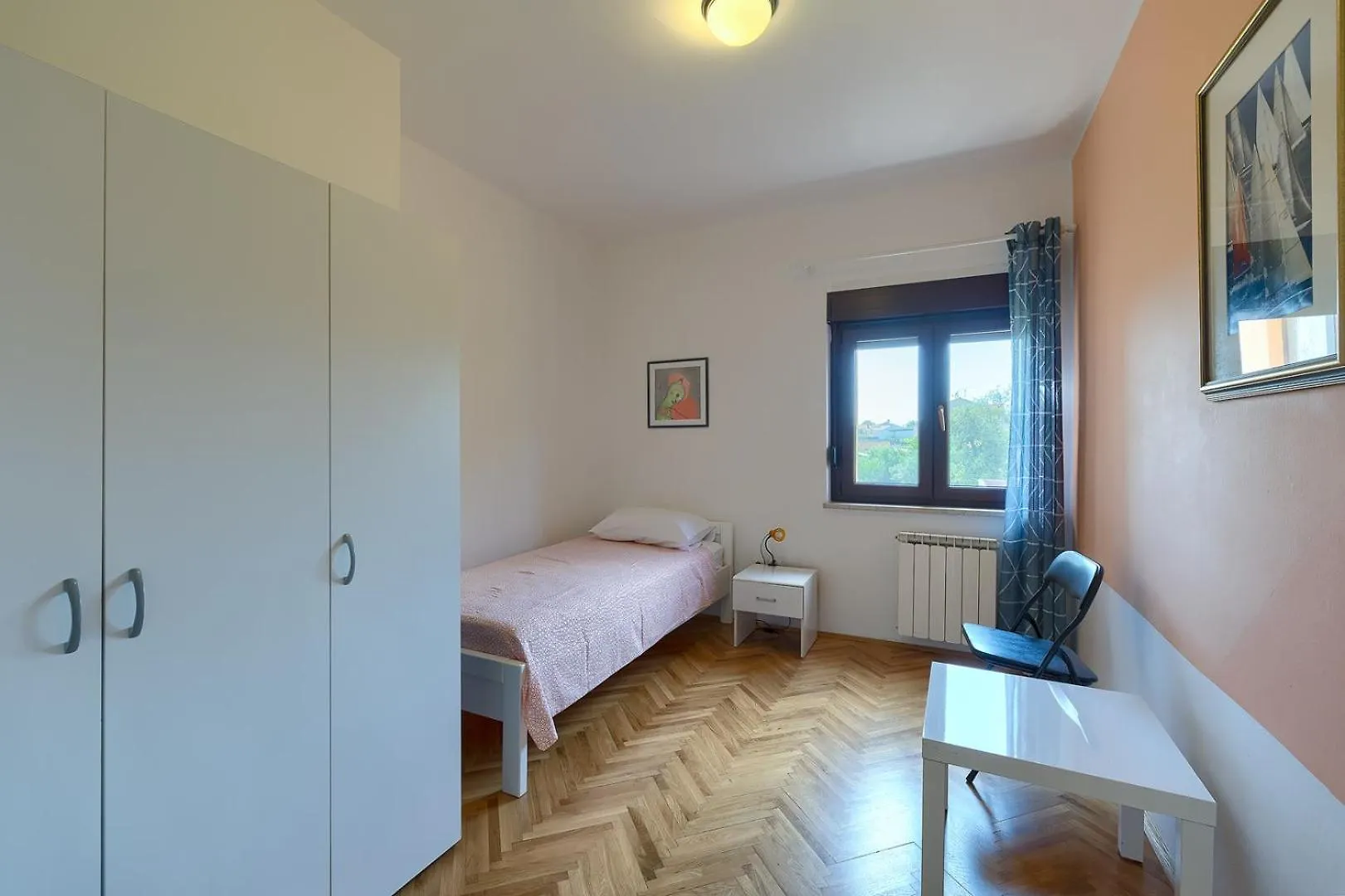Apartment Viktor Pula