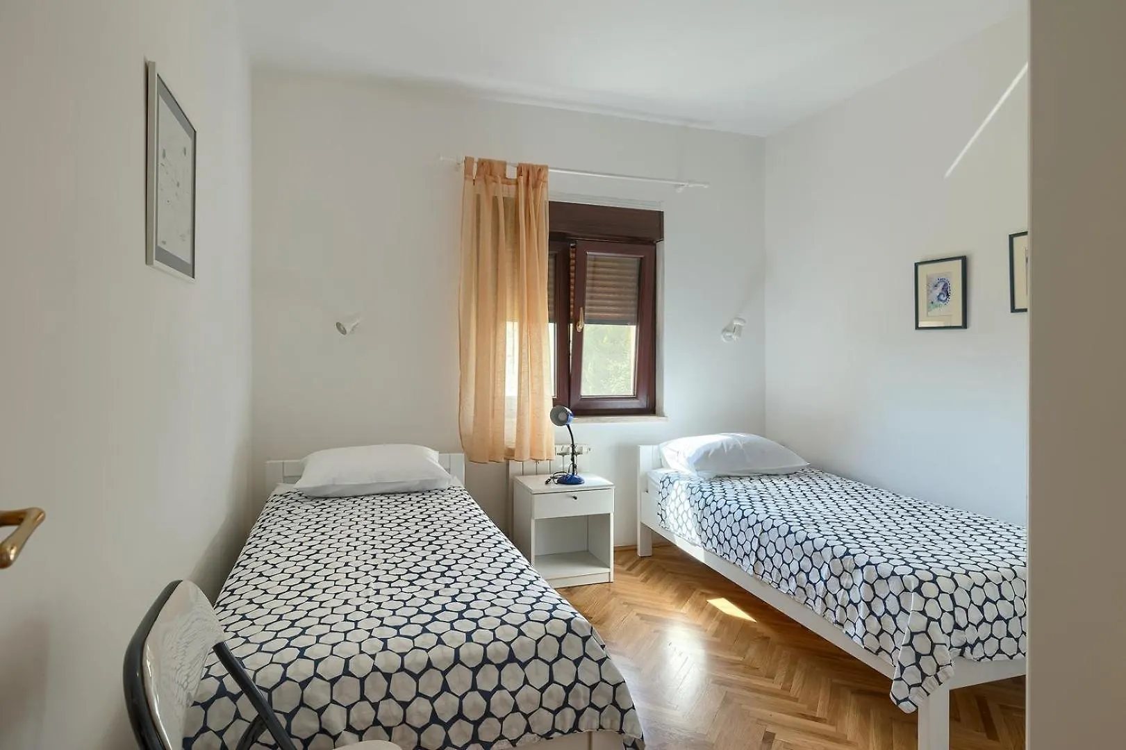 Apartment Viktor Pula